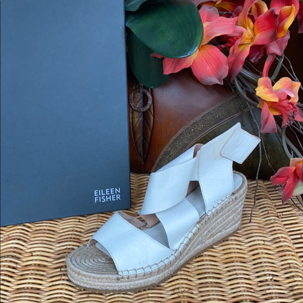 Eileen Fisher Willow Wedge Sandal (new w/ box)